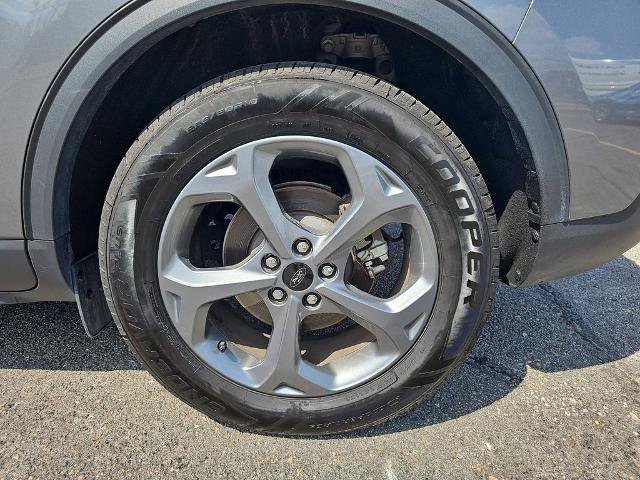 Certified 2025 Ford Escape ST-Line FWD image 32