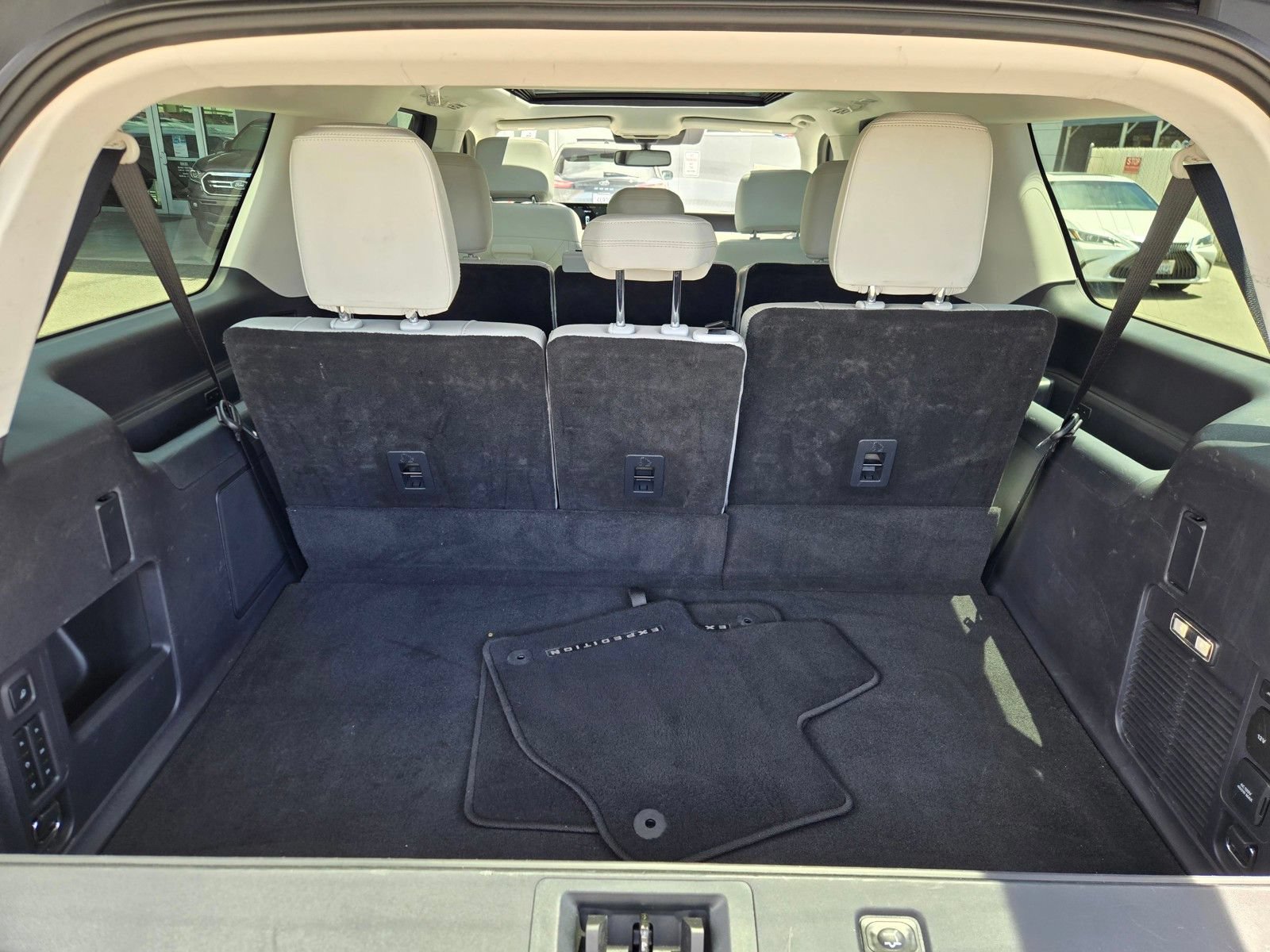 Certified 2025 Ford Expedition Max Platinum AWD/4WD image 30