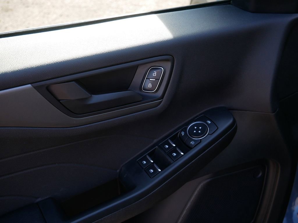 Certified 2023 Ford Escape Active AWD/4WD image 16