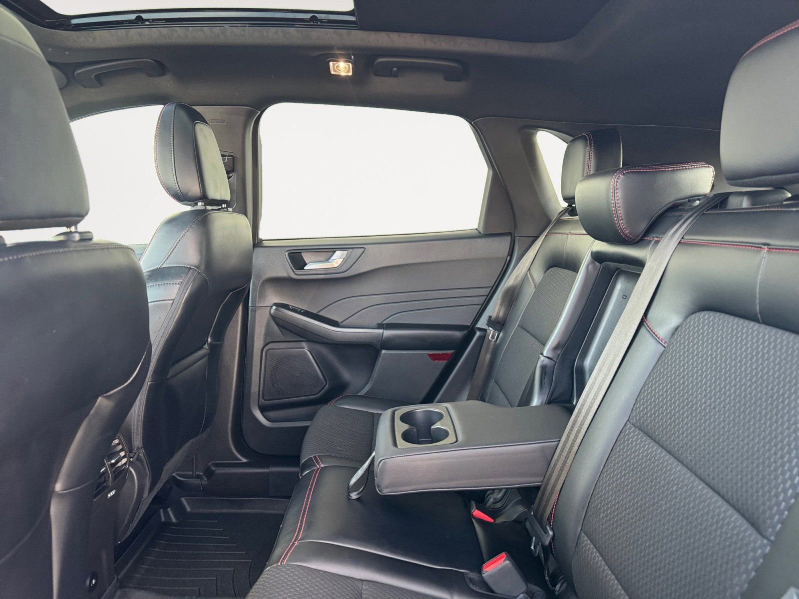 Certified 2023 Ford Escape ST-Line w/ Tech Pack #1 image 13