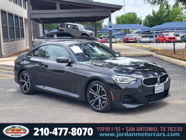 Used 2026 BMW 230i xDrive Coupe w/ Premium Package AWD/4WD image 7