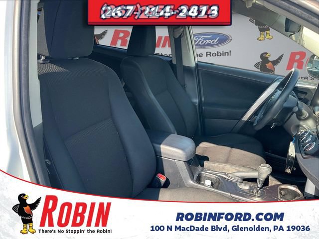 Used 2018 Toyota RAV4 LE w/ All Weather Liner Package AWD/4WD image 29