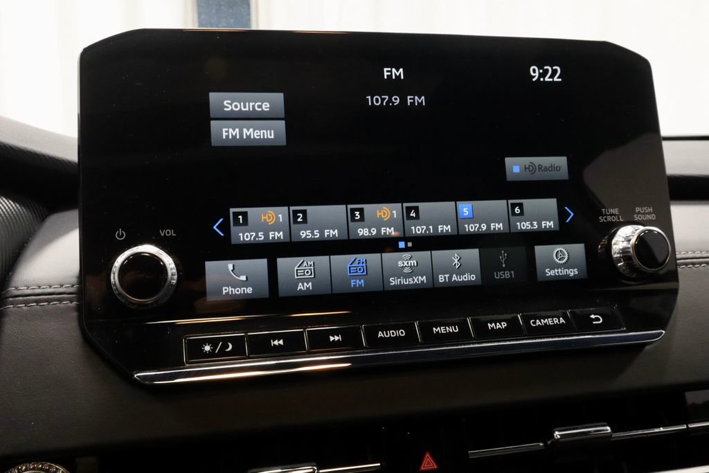 Used 2024 Mitsubishi Outlander SE Black Edition AWD/4WD image 3