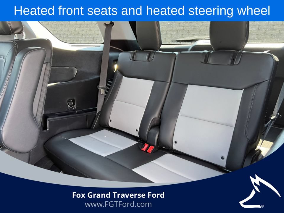 Certified 2022 Ford Explorer XLT w/ Equipment Group 202A AWD/4WD image 6
