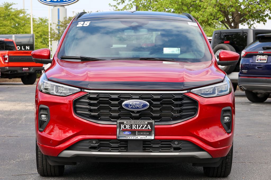 Certified 2025 Ford Escape ST-Line Elite w/ Premium Technology Package AWD/4WD image 23