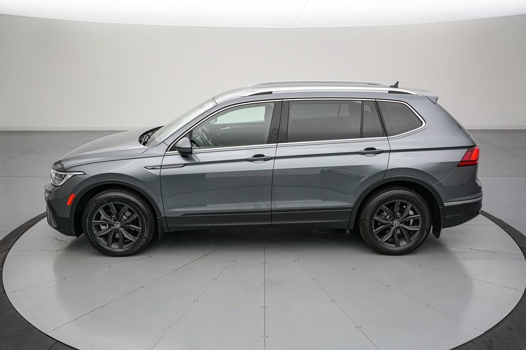 Used 2024 Volkswagen Tiguan SE w/ MDO Package, Three-Row FWD image 7