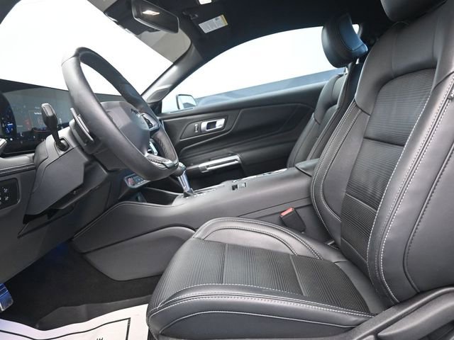 Certified 2025 Ford Mustang GT Premium RWD image 5
