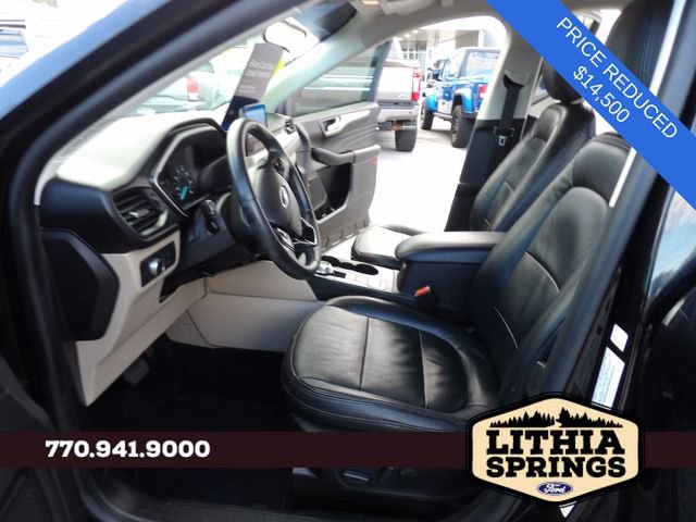 Certified 2021 Ford Escape SE w/ SE Sport Appearance Package image 28