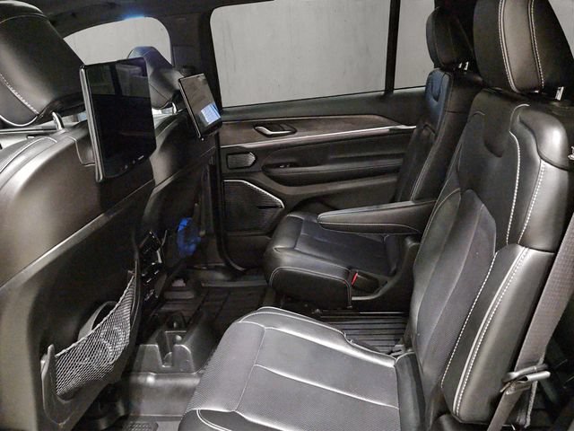 Used 2023 Jeep Grand Cherokee L Overland w/ Rear Seat Video Group I AWD/4WD image 22