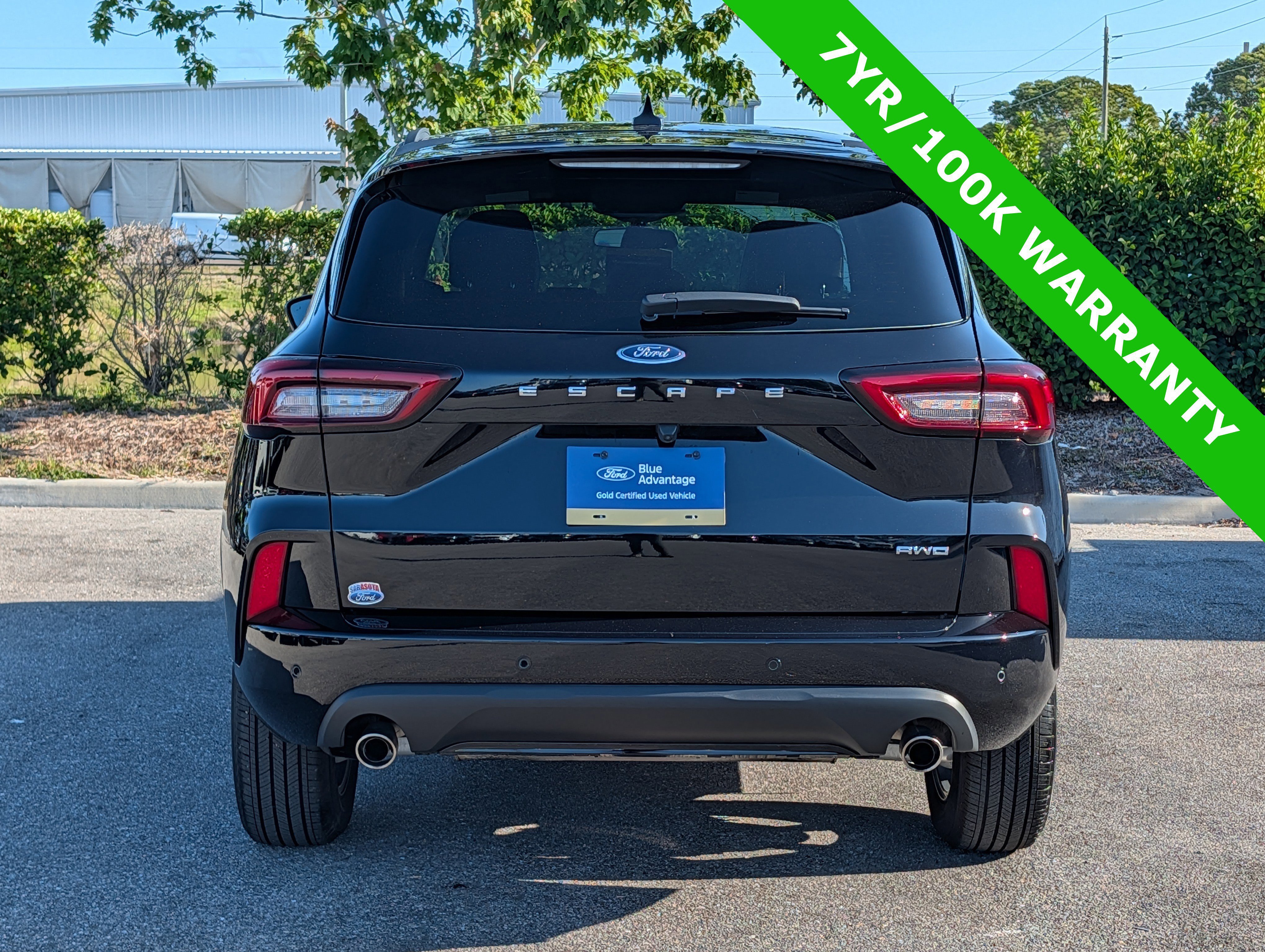 Certified 2024 Ford Escape ST-Line w/ Tech Pack #1 AWD/4WD image 4