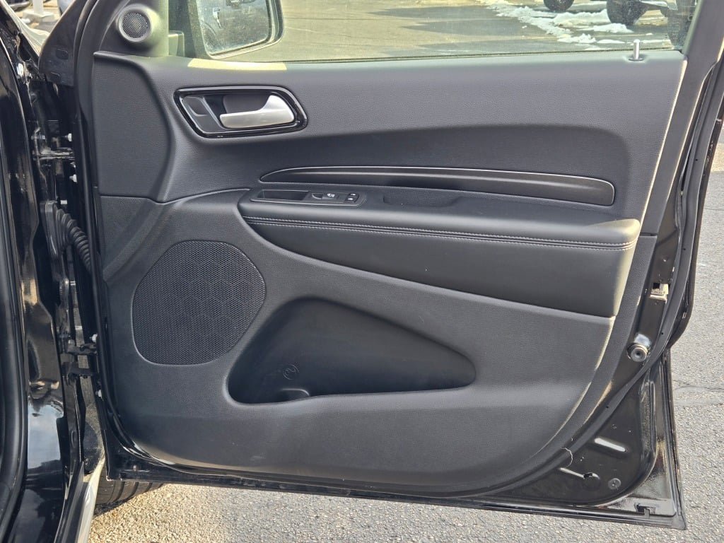 Used 2023 Dodge Durango SXT Launch Edition image 4