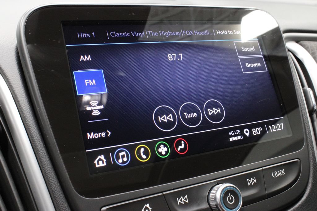 Used 2024 Chevrolet Malibu LT FWD image 2