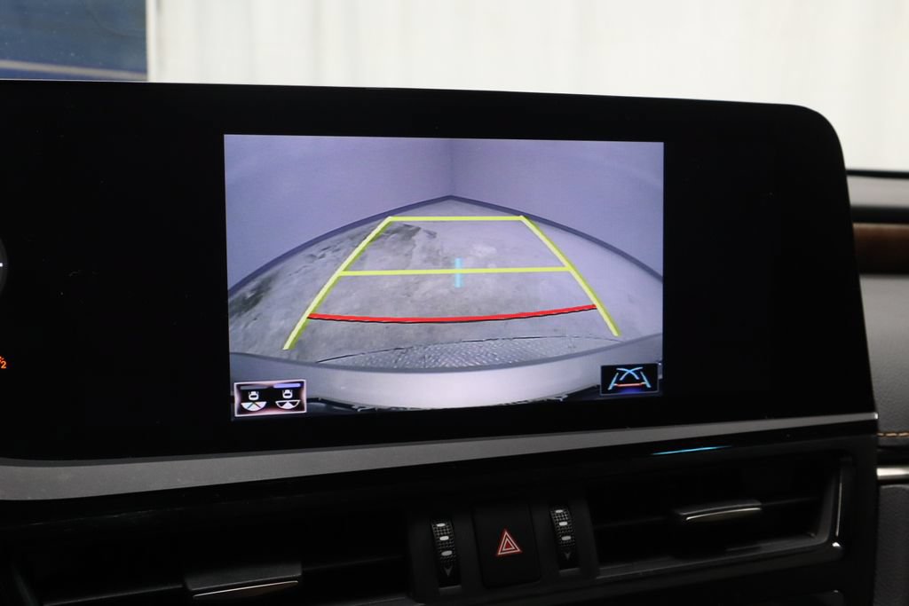 Used 2022 Lexus ES 350 w/ Premium Package FWD image 4