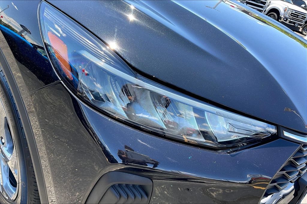 Certified 2025 Ford Escape ST-Line AWD/4WD image 29