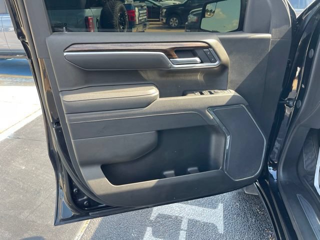 Used 2025 GMC Sierra 1500 Elevation RWD image 13
