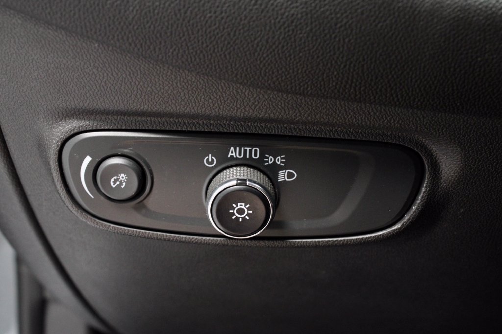Used 2023 Chevrolet Equinox LT AWD/4WD image 26