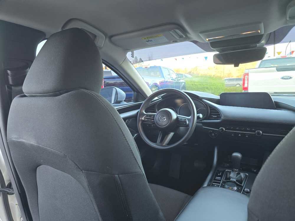 Used 2024 MAZDA MAZDA3 s image 10