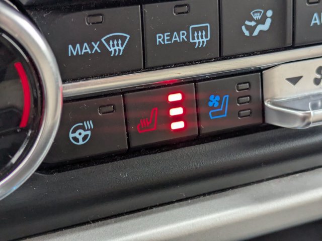 Certified 2024 Ford Expedition Limited AWD/4WD image 25