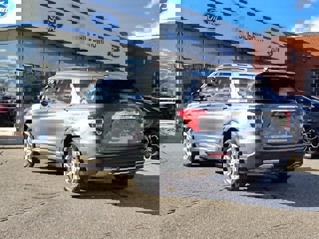 Certified 2024 Ford Explorer XLT w/ Equipment Group 202A image 3