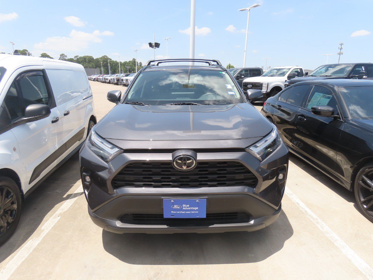 Used 2025 Toyota RAV4 XLE Premium w/ Weather Package FWD image 4
