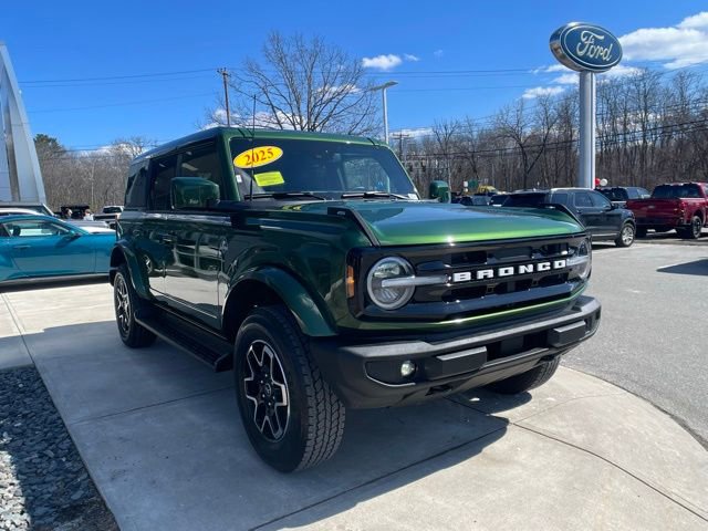 Certified 2025 Ford Bronco Outer Banks AWD/4WD image 2
