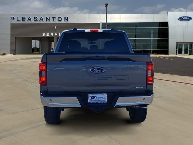 Certified 2022 Ford F150 XLT w/ Equipment Group 302A High image 4