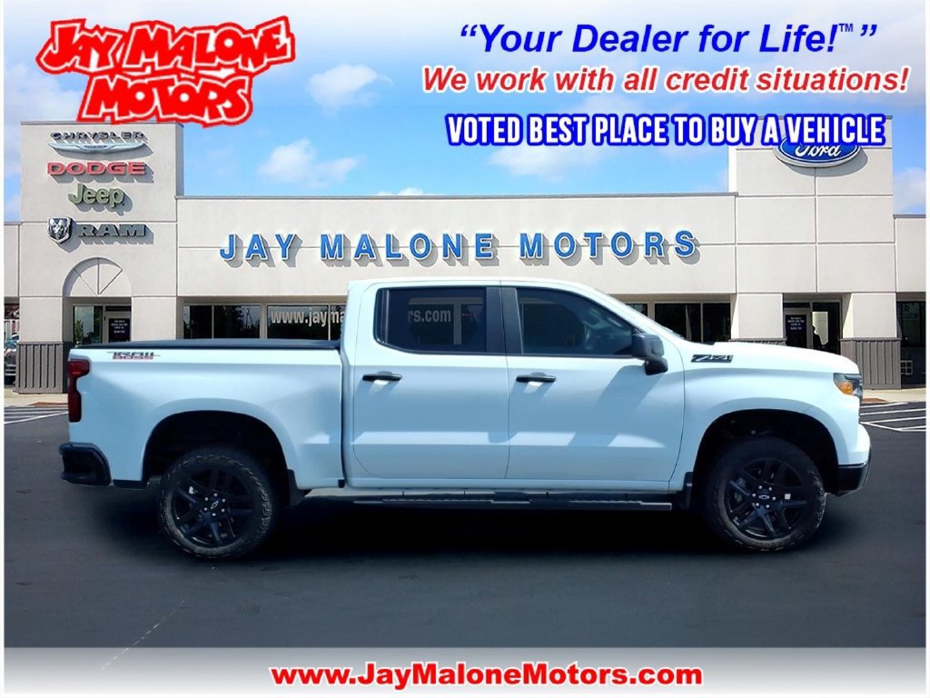 Used 2024 Chevrolet Silverado 1500 Custom Trail Boss w/ LPO, Dark Essentials Package AWD/4WD image 1
