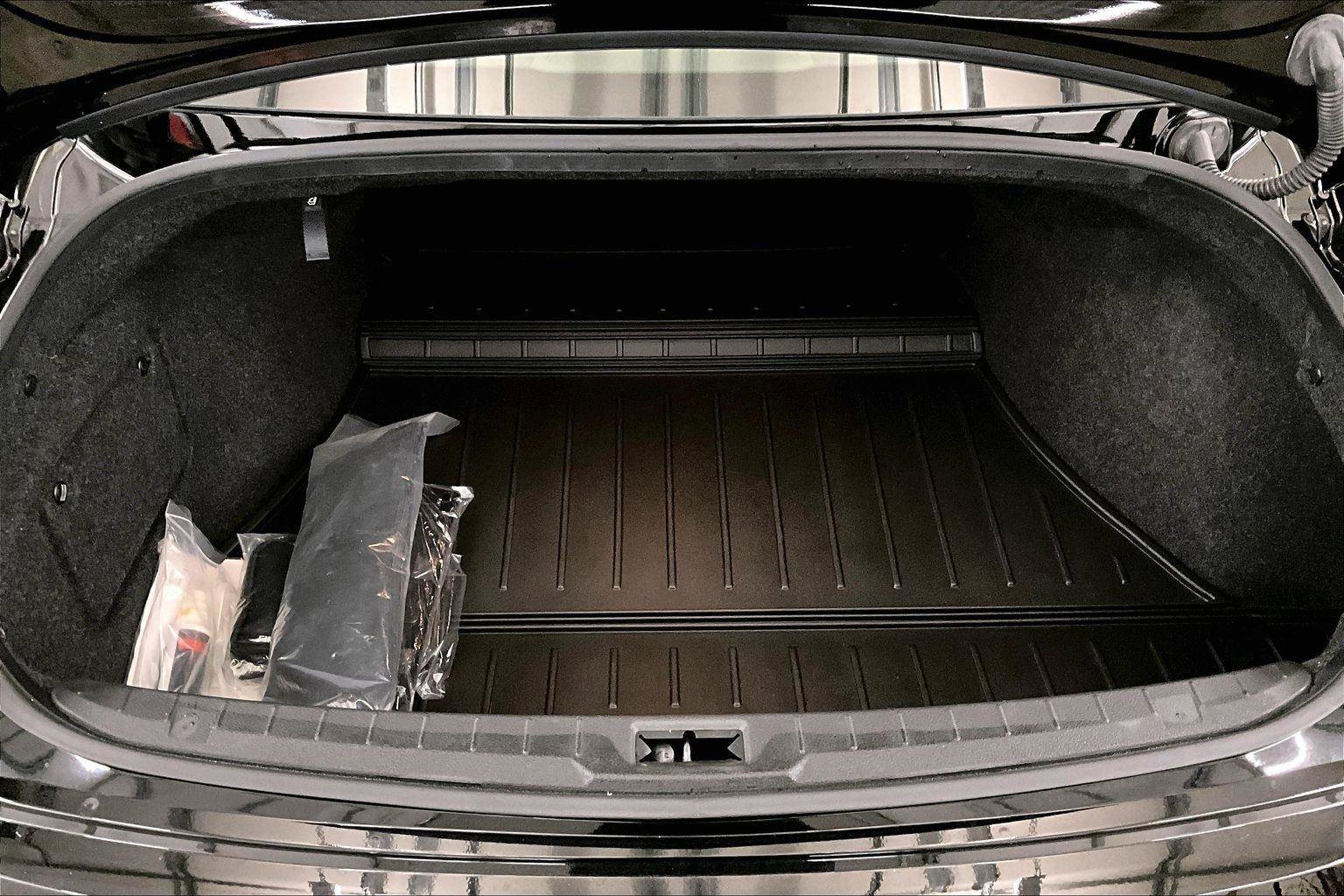 Used 2018 INFINITI Q60 3.0t Luxe w/ Sensory Package 3.0T Luxe image 33