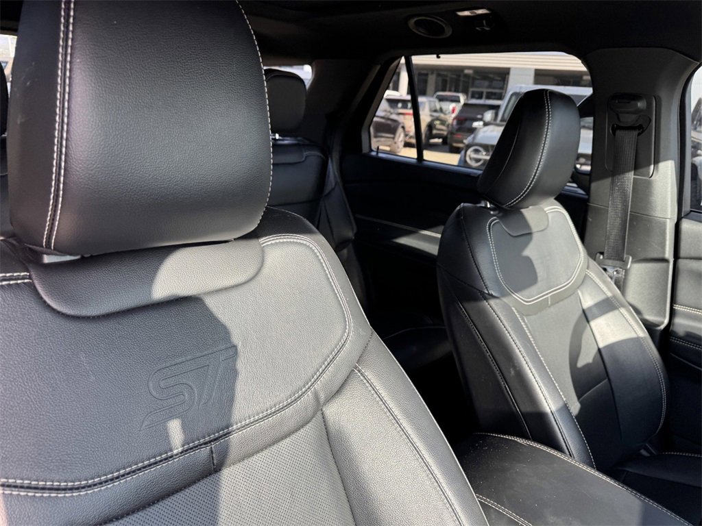 Certified 2023 Ford Explorer ST w/ Equipment Group 401A image 7