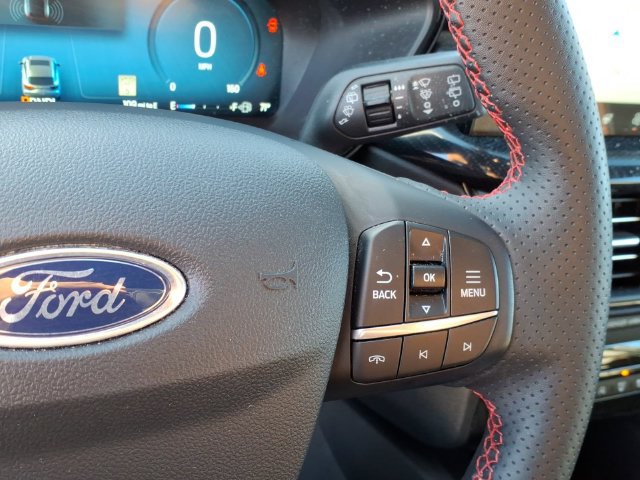 Certified 2024 Ford Escape ST-Line Elite AWD/4WD image 22