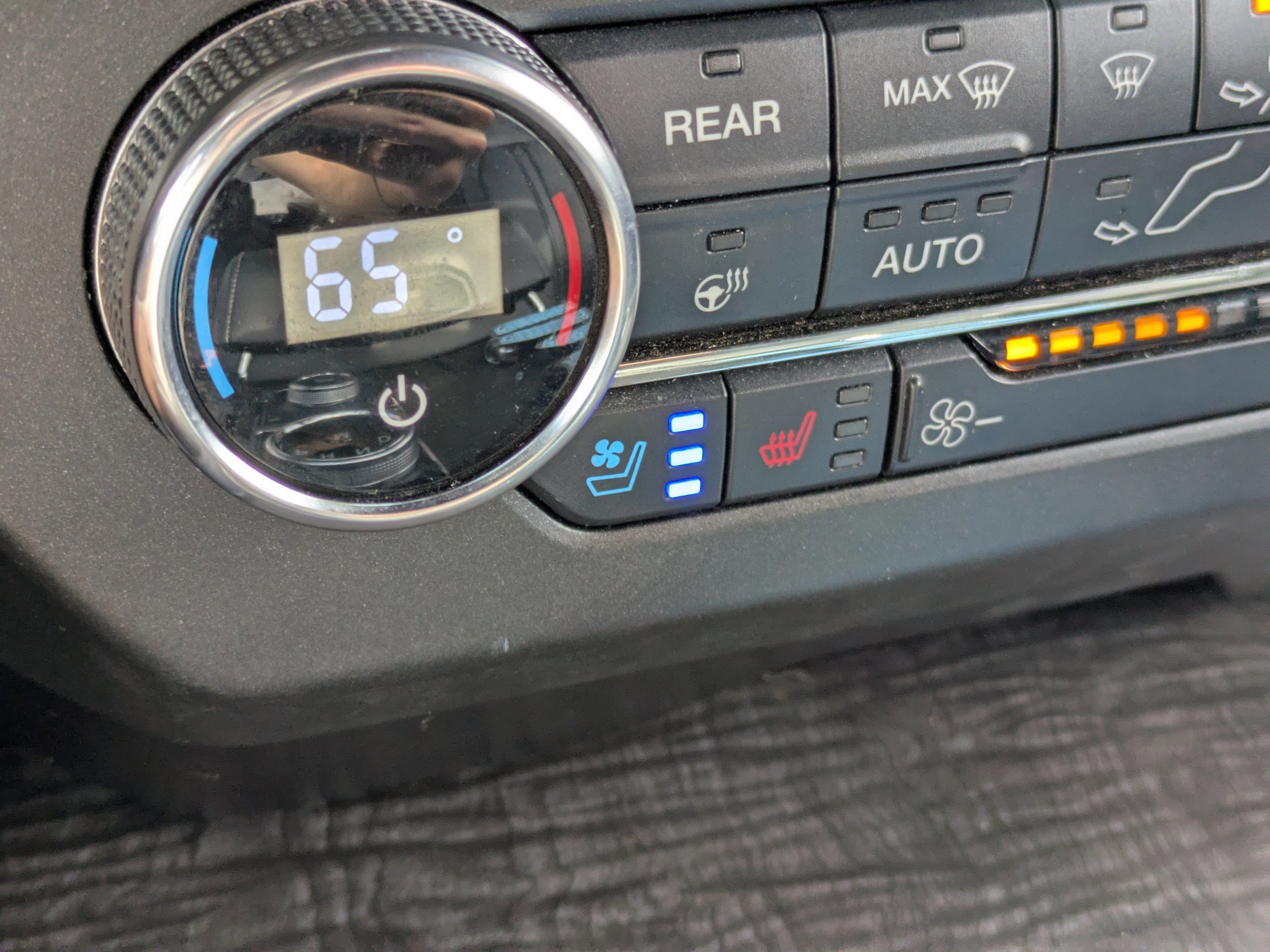 Certified 2020 Ford Expedition Limited image 27