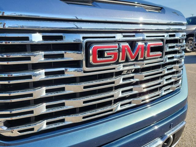 Used 2024 GMC Sierra 1500 Denali w/ Denali Reserve Package image 8