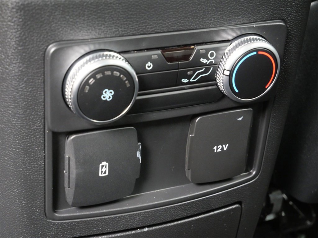 Certified 2022 Ford Explorer XLT w/ Equipment Group 202A image 15