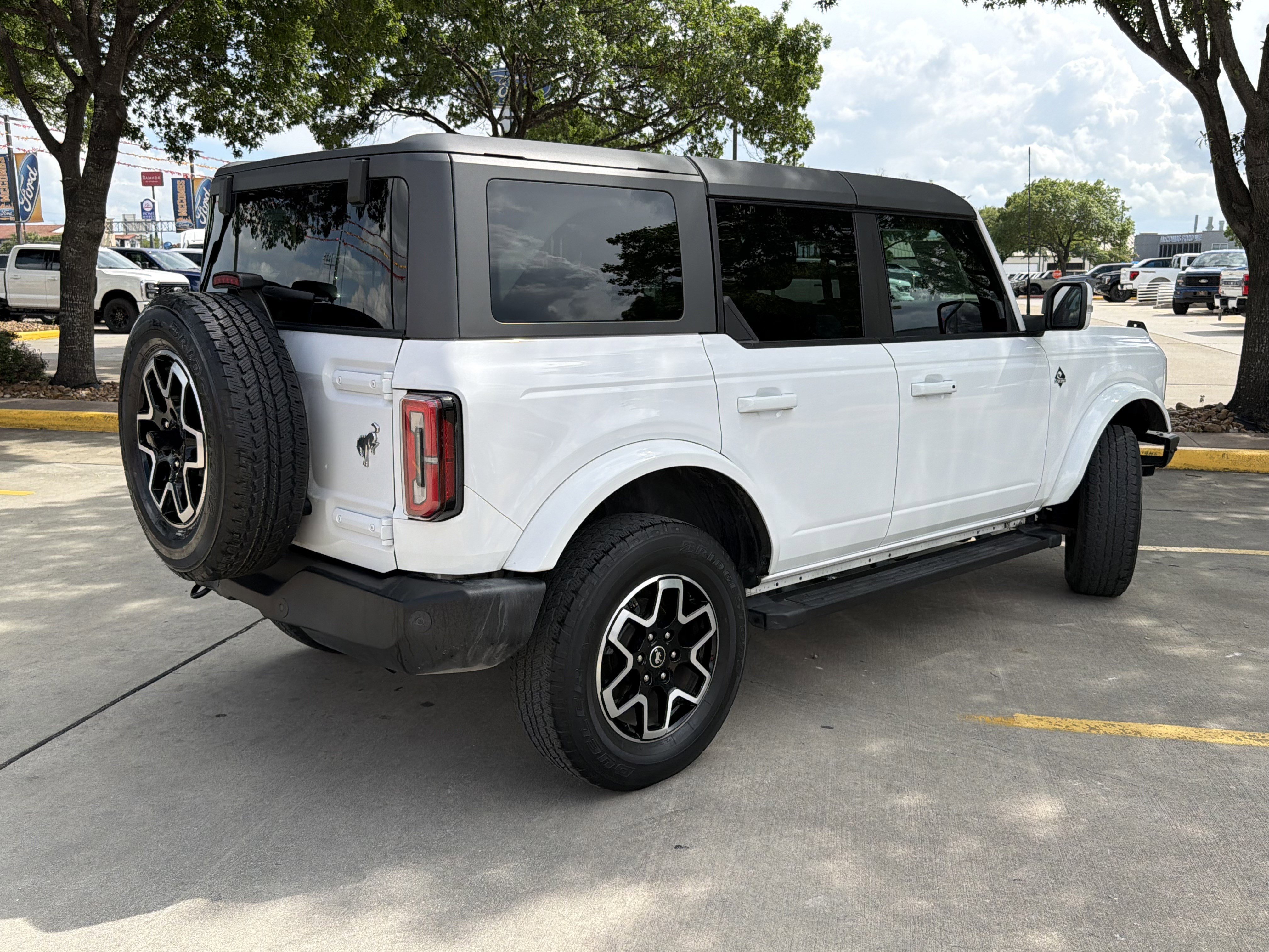 Certified 2022 Ford Bronco Outer Banks AWD/4WD image 6