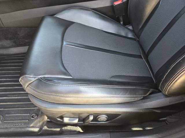 Used 2022 Kia K5 GT-Line FWD image 23