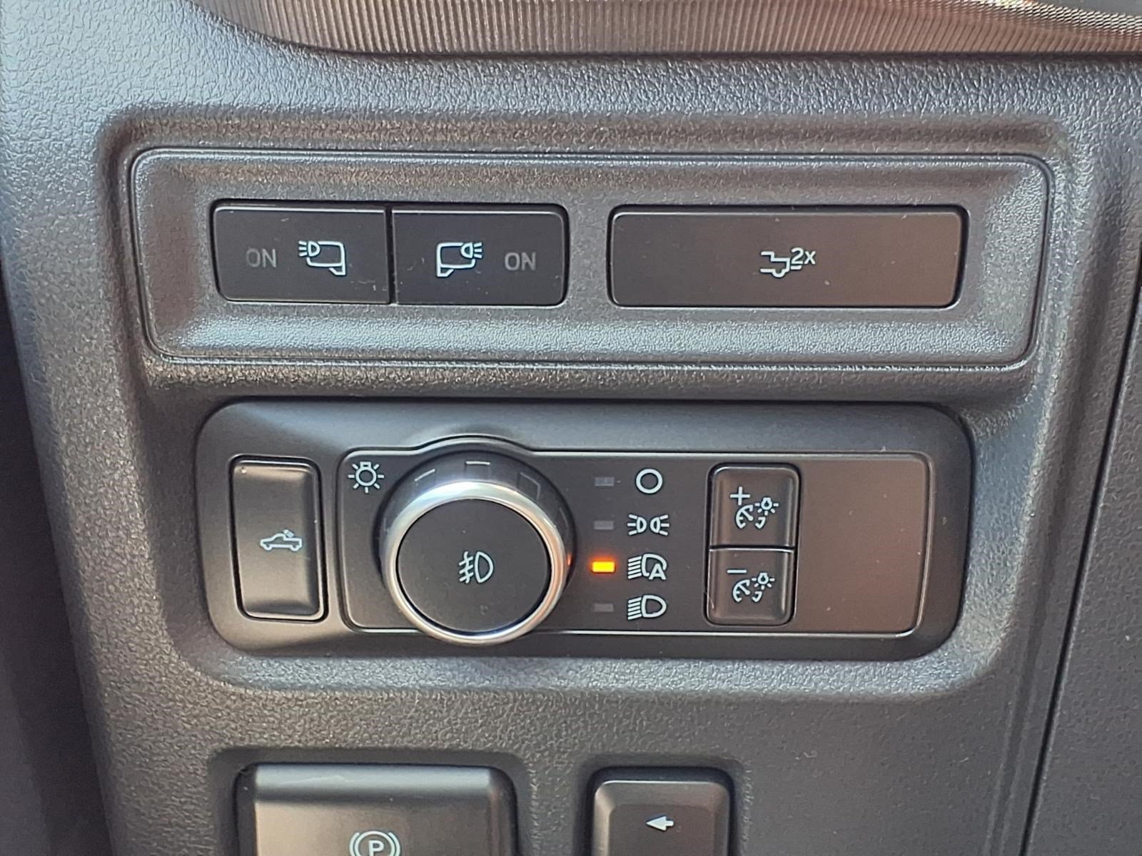 Certified 2022 Ford F150 Platinum AWD/4WD image 22