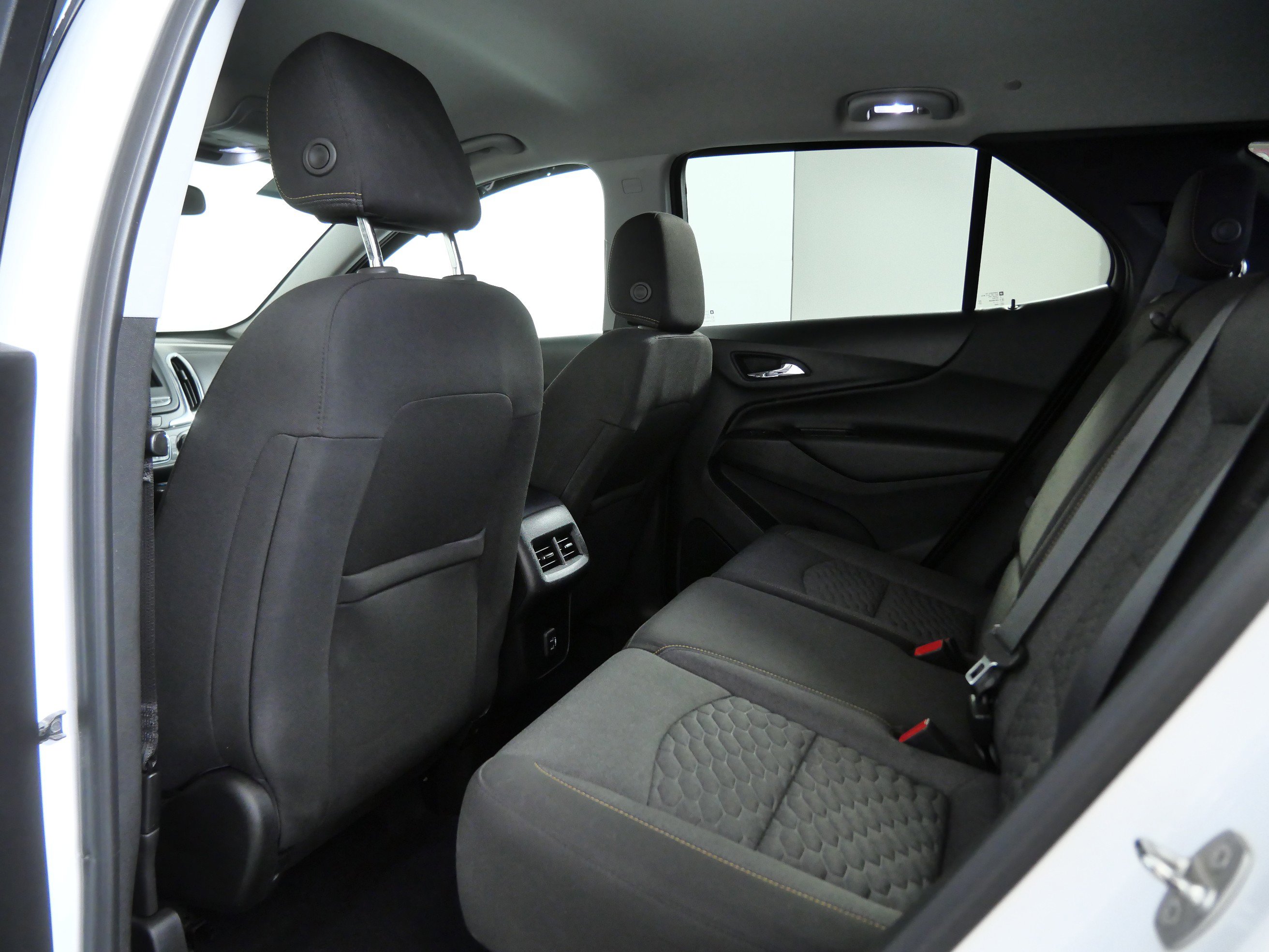 Used 2020 Chevrolet Equinox LT AWD/4WD image 13