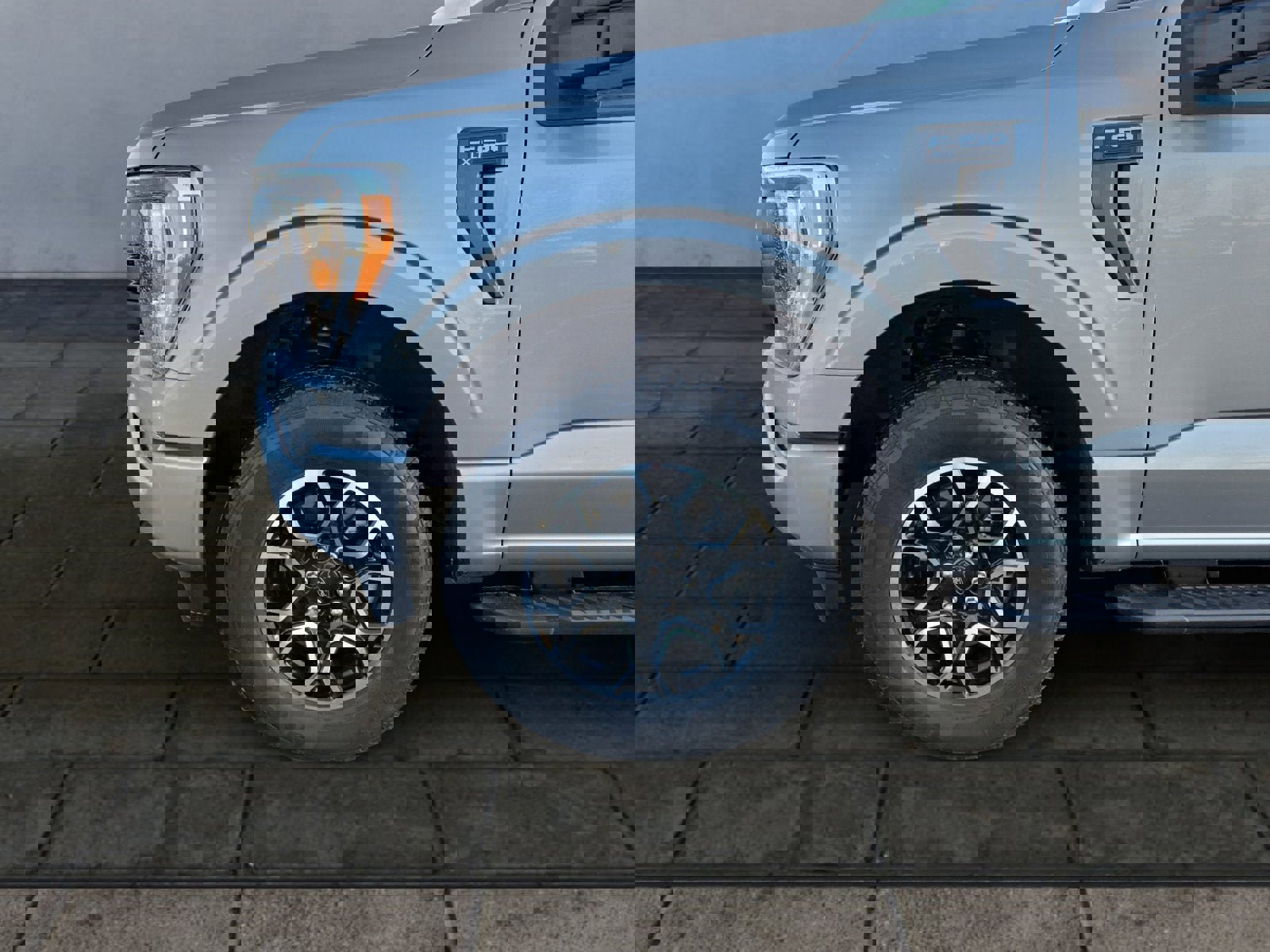 Certified 2023 Ford F150 XLT w/ Equipment Group 302A High image 26