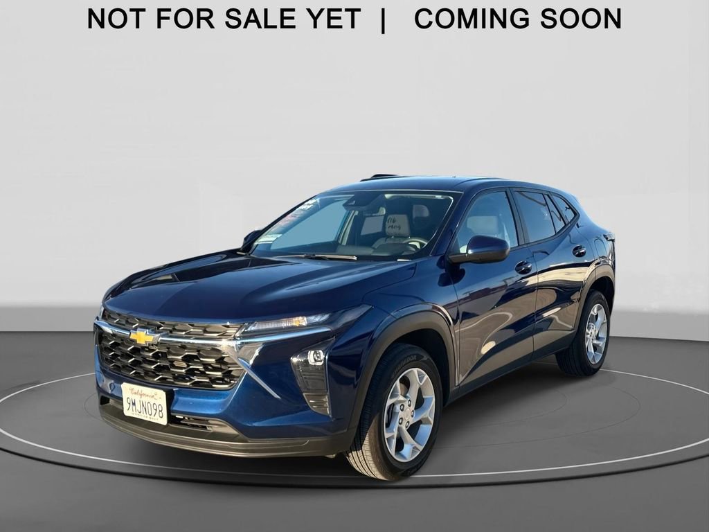 Used 2024 Chevrolet Trax LS w/ LS Convenience Package