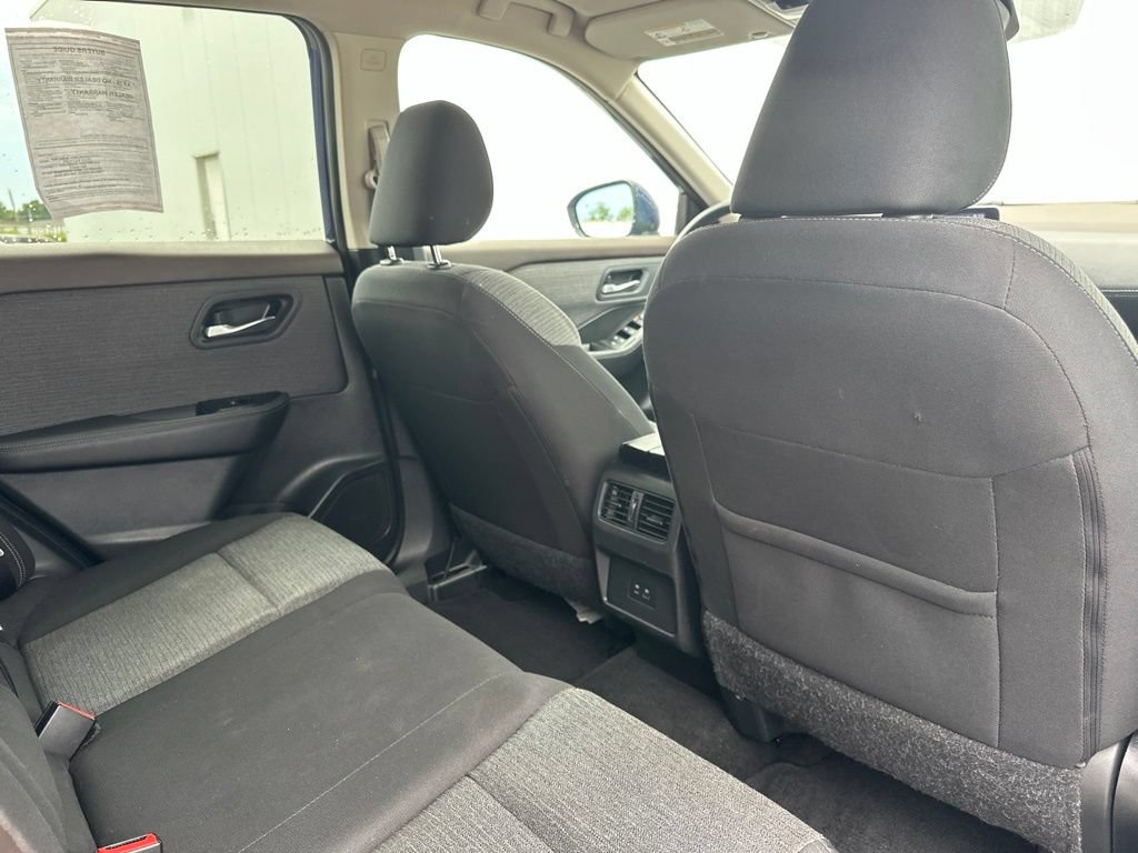 Used 2023 Nissan Rogue SV AWD/4WD image 30