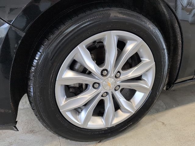 Used 2023 Chevrolet Malibu LT image 9