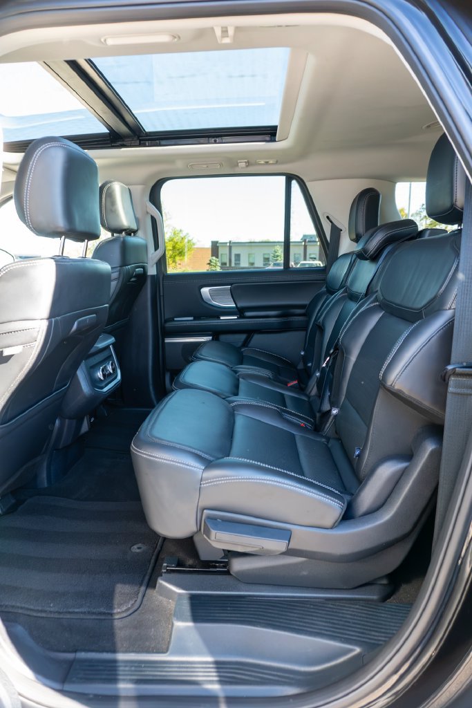 Certified 2025 Ford Expedition Max Platinum AWD/4WD image 12