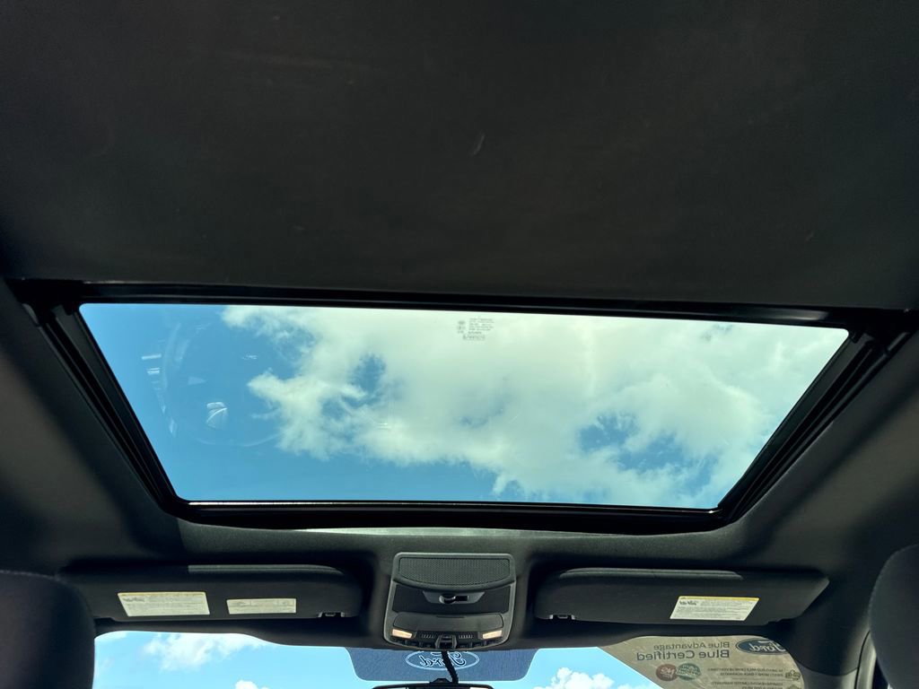 Certified 2018 Ford F150 XLT w/ Equipment Group 302A Luxury image 10