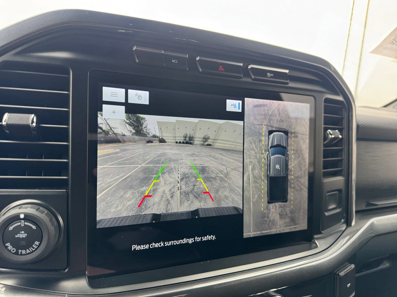 Certified 2022 Ford F150 XLT w/ Equipment Group 302A High image 31