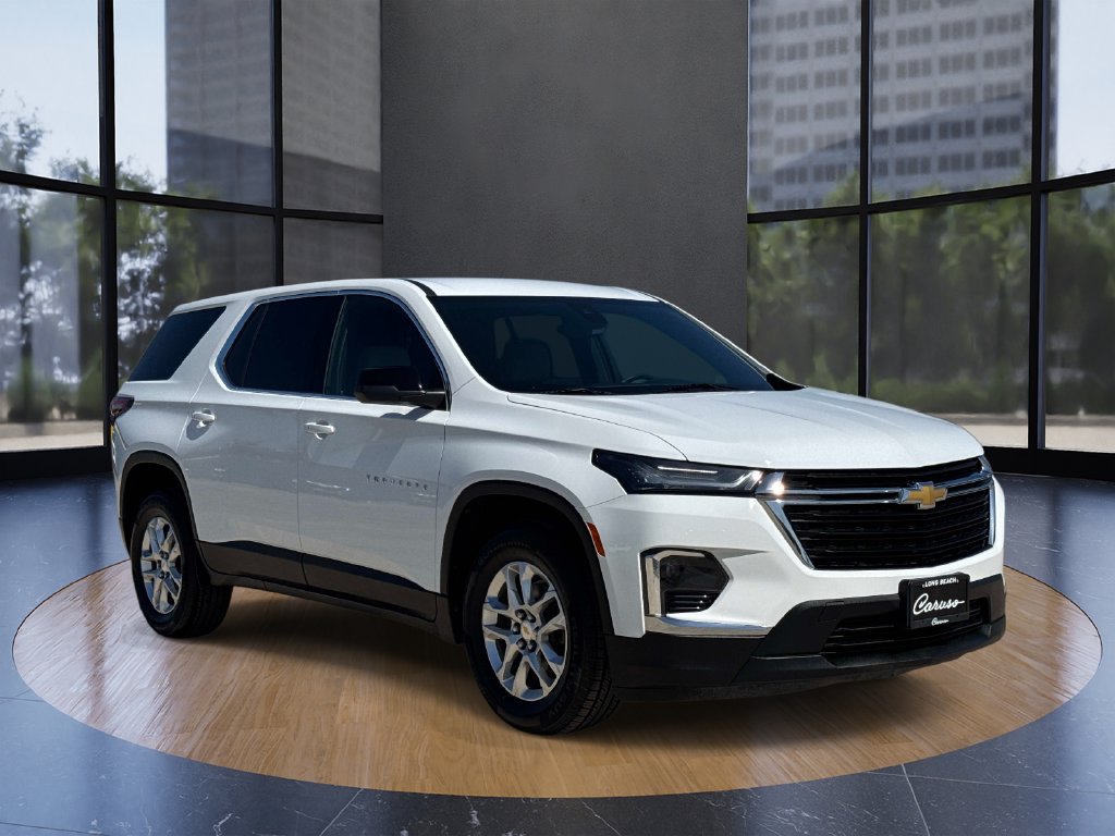 Used 2022 Chevrolet Traverse LS