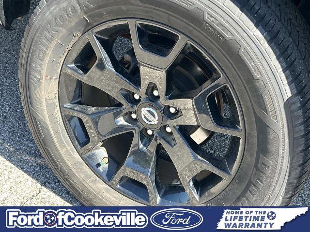 Used 2018 Nissan Frontier SV w/ Value Truck Package AWD/4WD image 12