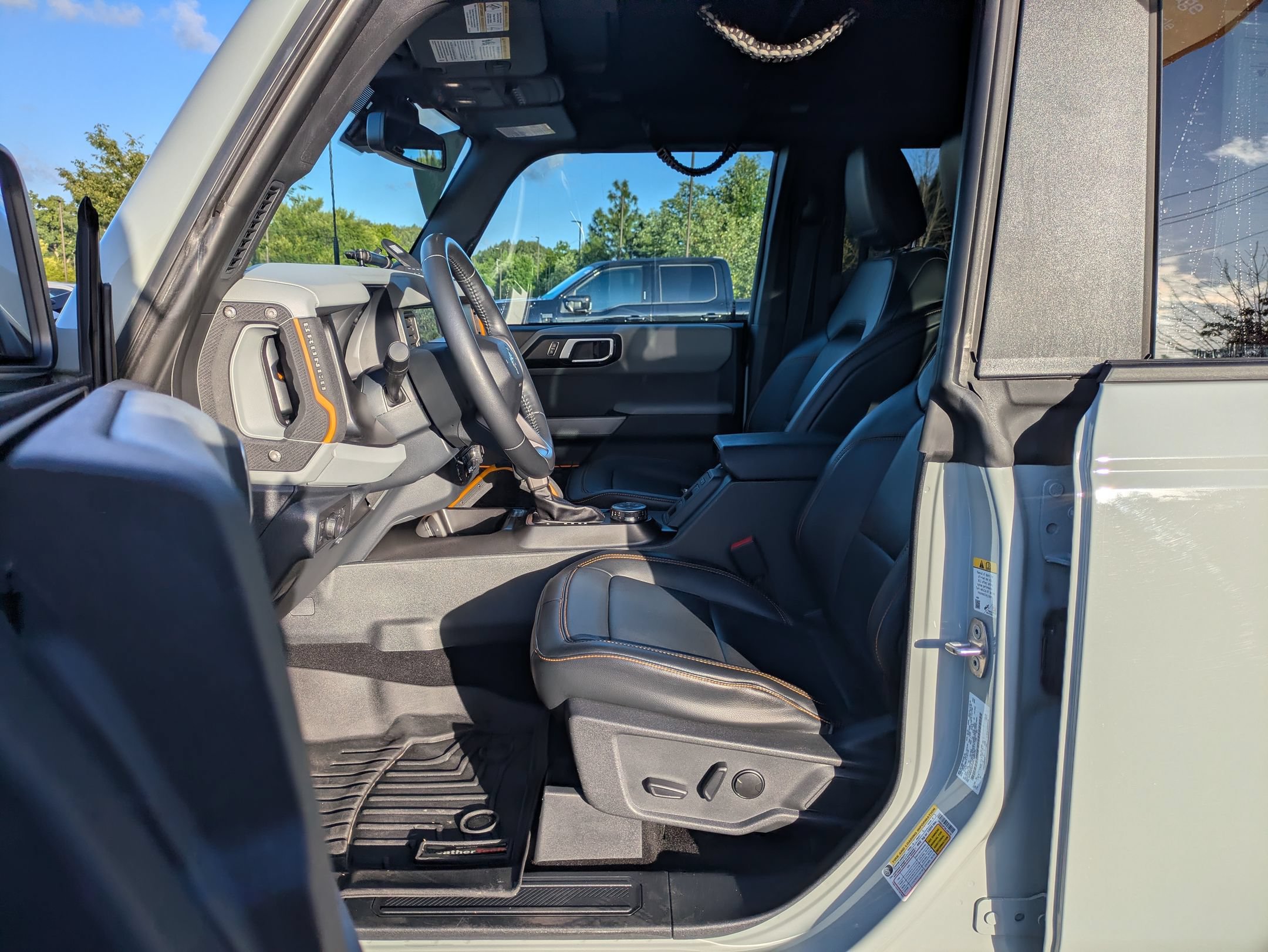 Certified 2022 Ford Bronco Badlands AWD/4WD image 13