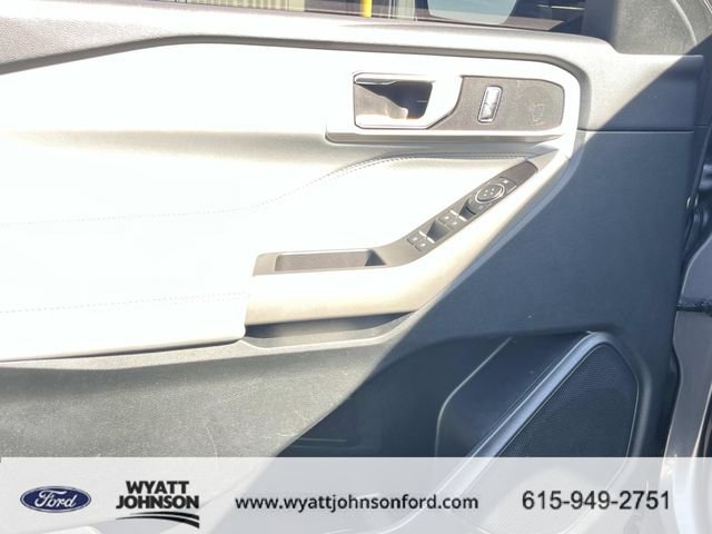 Certified 2023 Ford Explorer XLT w/ Equipment Group 202A AWD/4WD image 28
