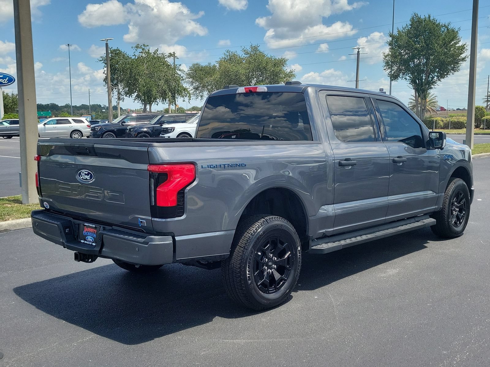 Certified 2025 Ford F150 Lightning XLT AWD/4WD image 4