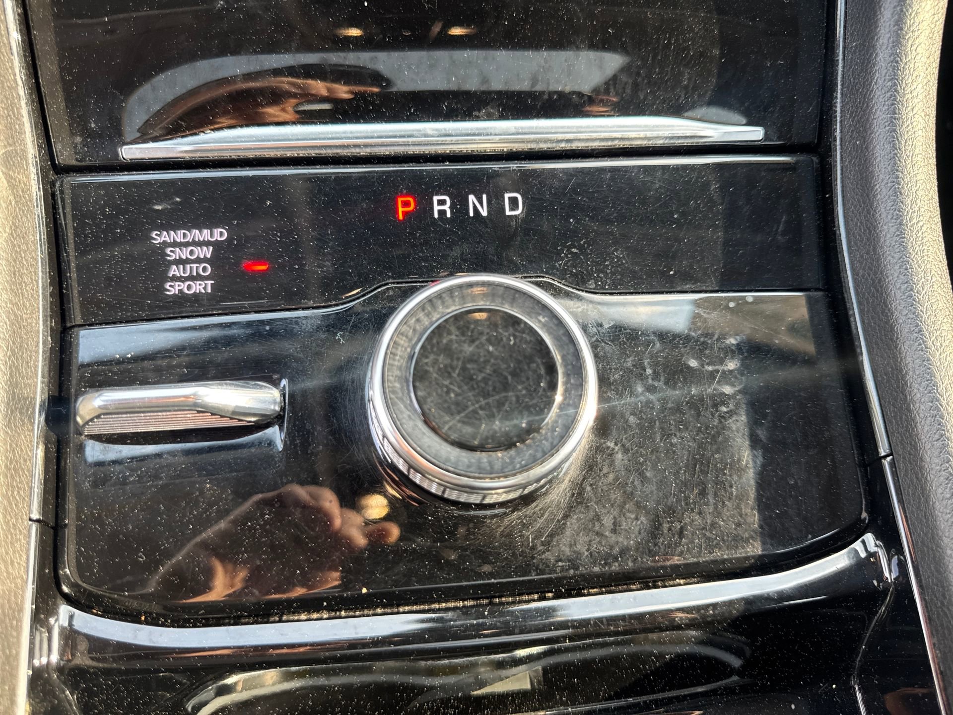 Used 2022 Jeep Grand Cherokee L Limited w/ Black Appearance Package image 22